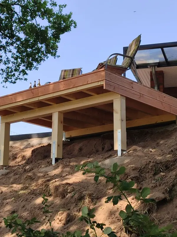 Stützkonstruktion für Hangterrasse