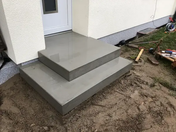 Stufenbau Rohbauphase